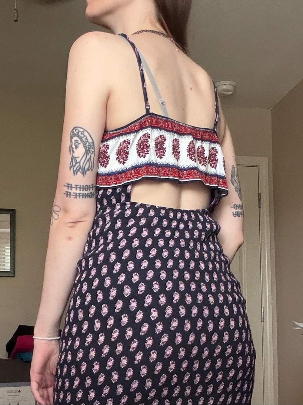 🌺 Pattern Dress - Picture 3 of 5